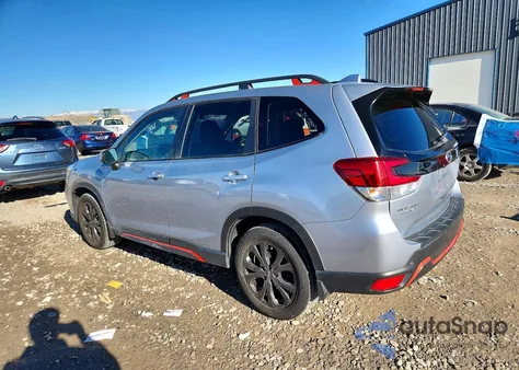 2021 Subaru Forester Sport z USA, uszkodzony, nr VIN JF2SKARC6MH495884